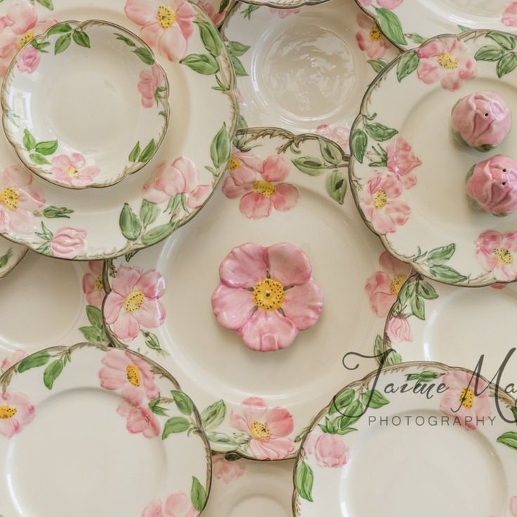 rose tableware