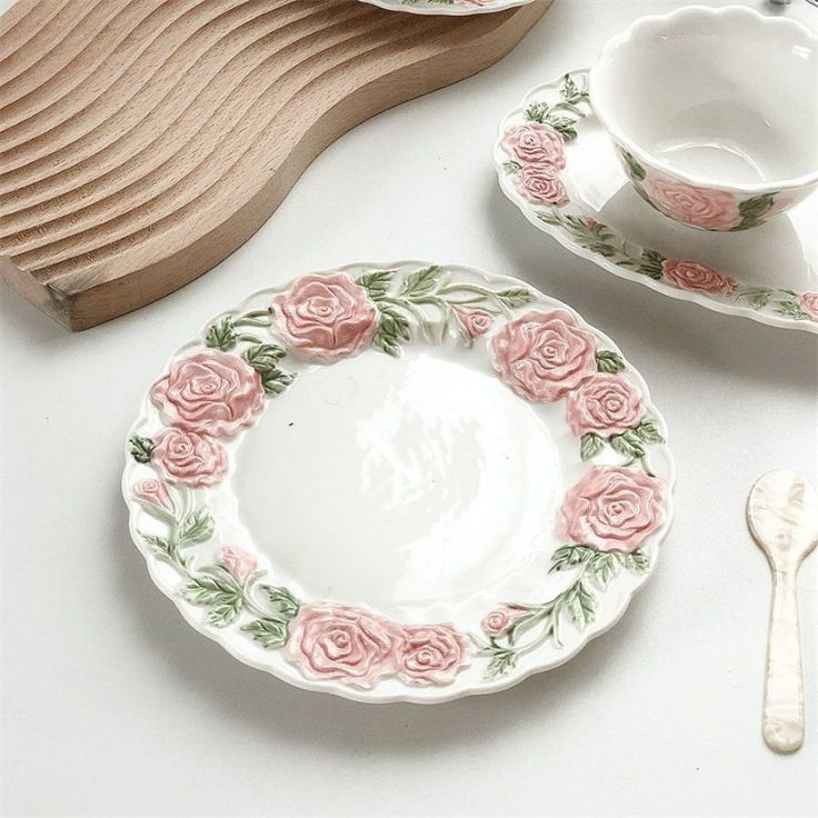 dinnerware