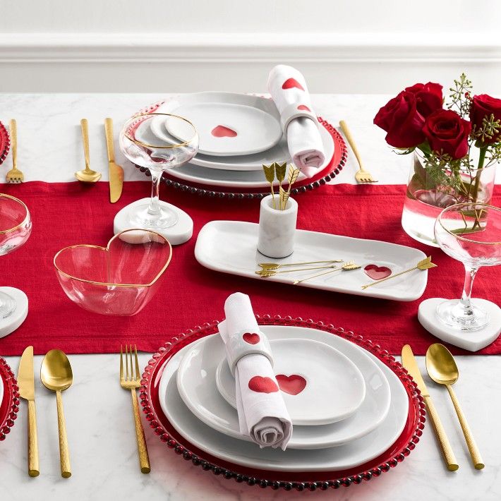 party tableware