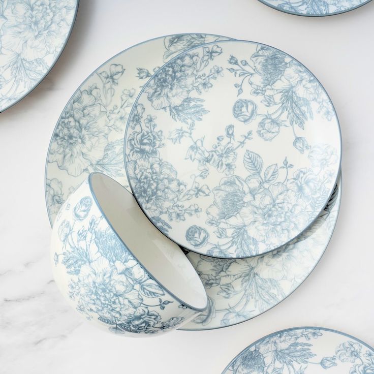 porcelain tableware set