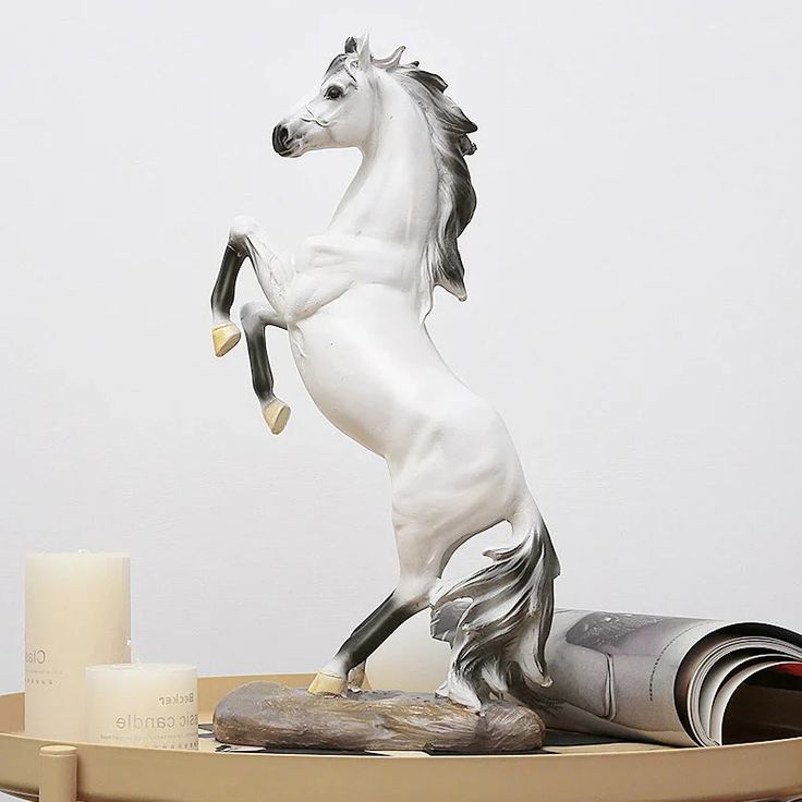 figurine