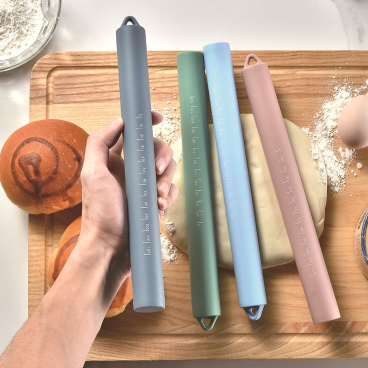 Dough roller
