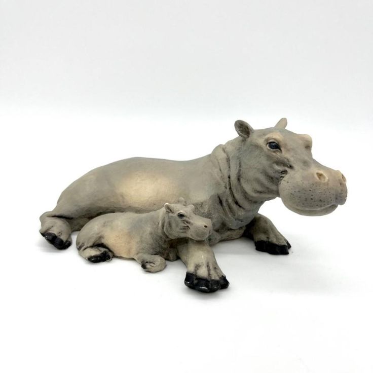 Unisex Sculpture