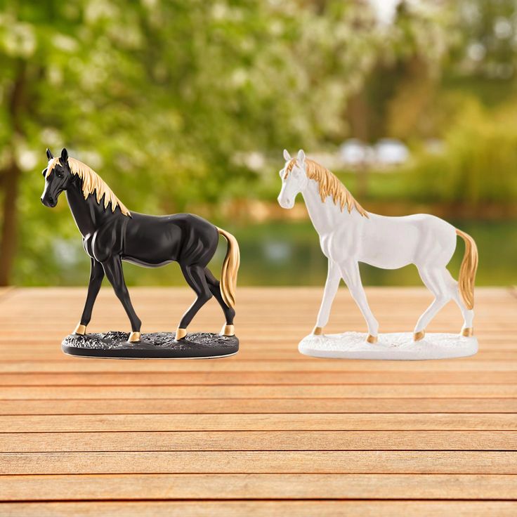 horse figurine