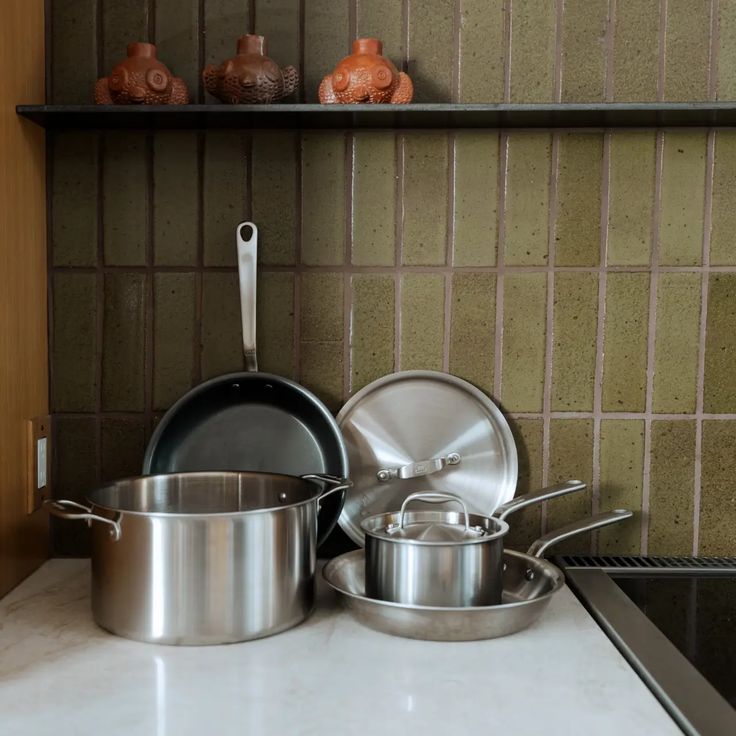 stainless cookware set