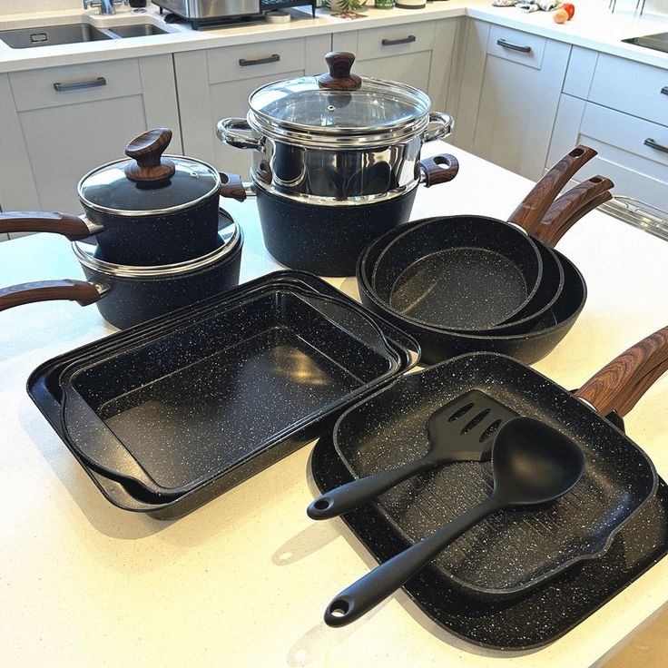 best cookware material