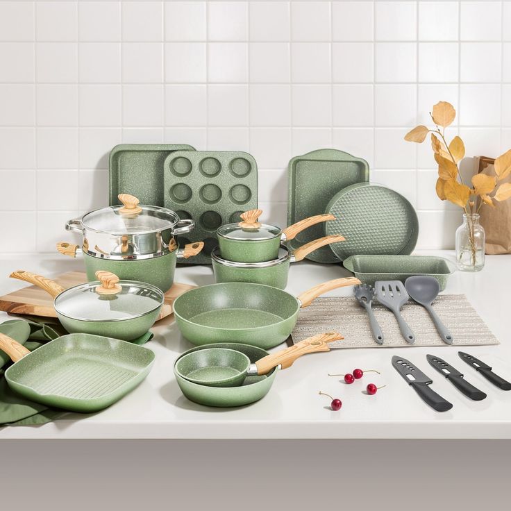 country kitchen cookware