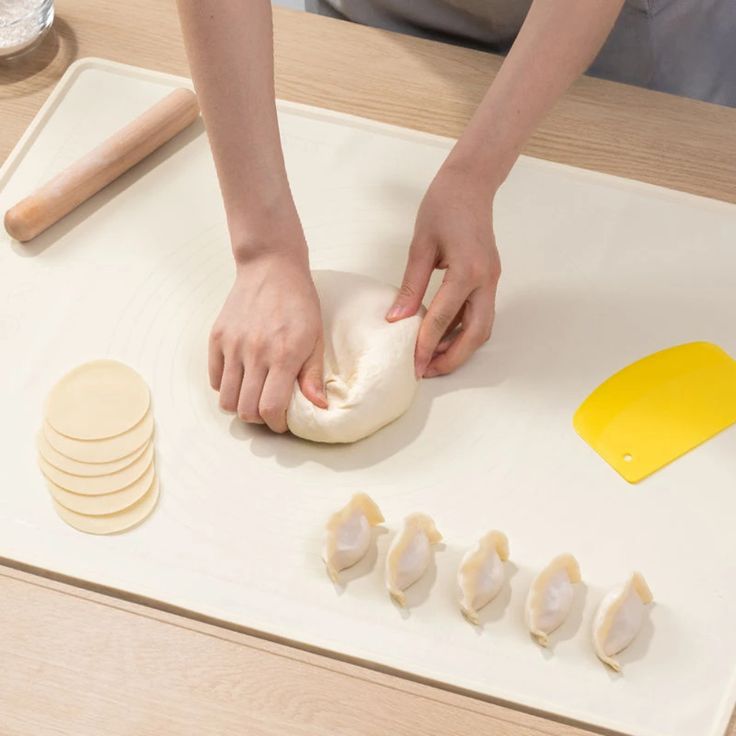 Dough roller