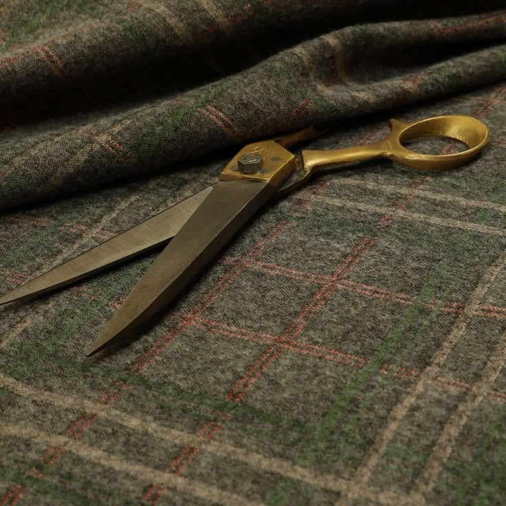 Woolen material