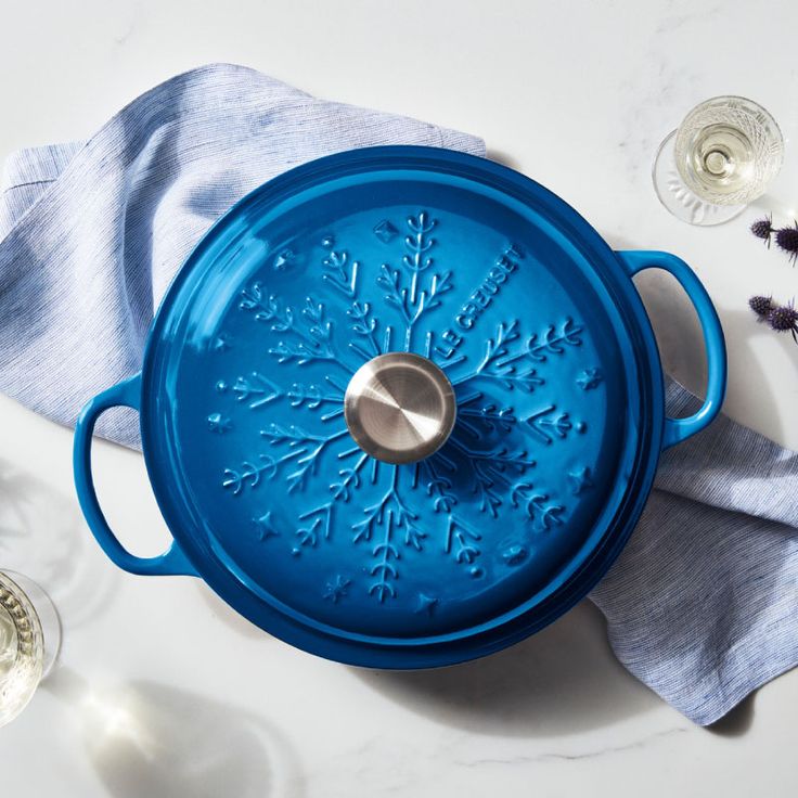 christmas cookware
