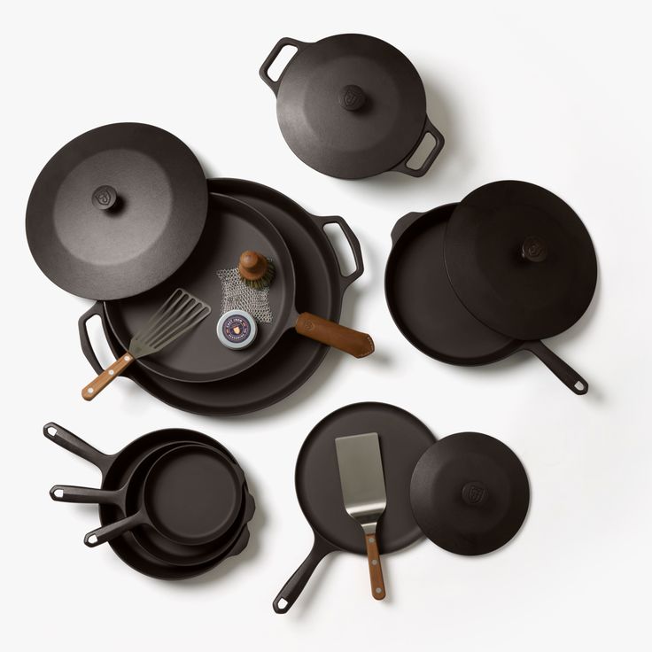 black cast iron cookware