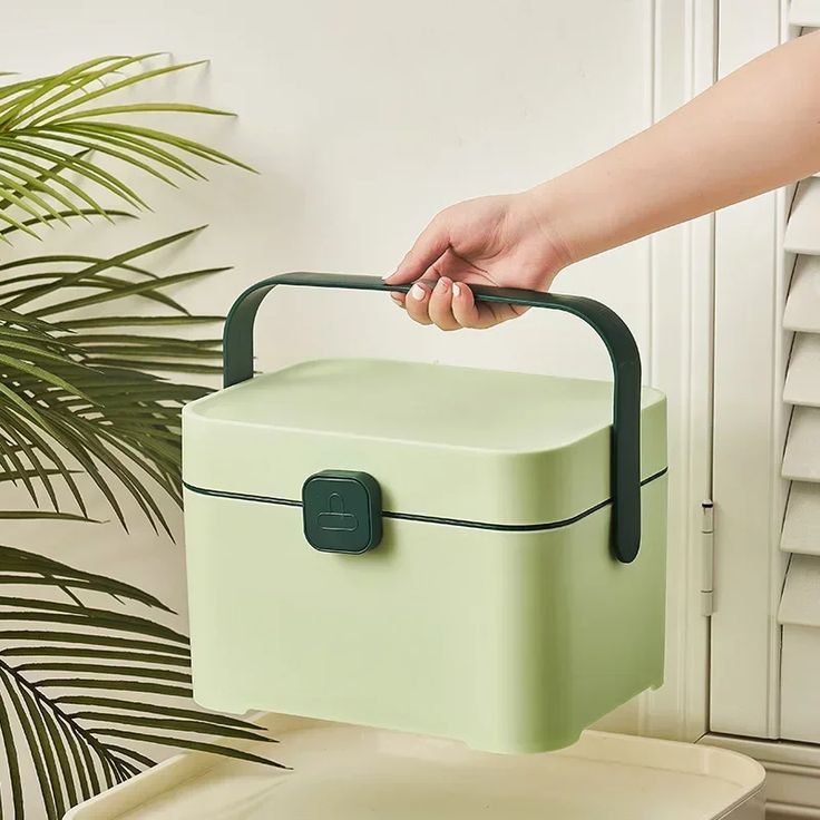 food storage container