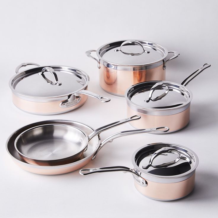 Induction cooking vessels