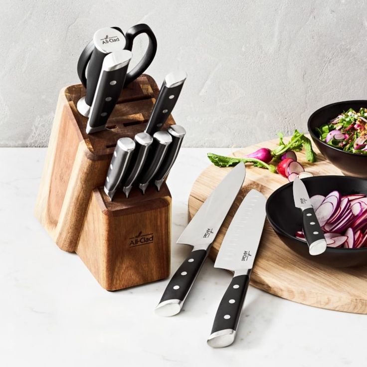 kitchen knives