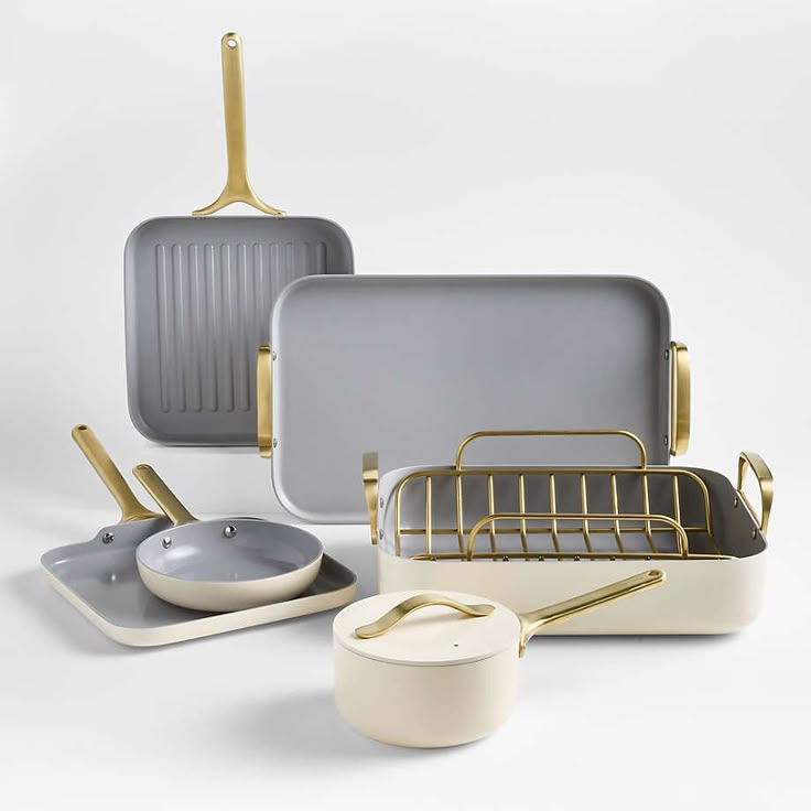 Non-stick pots and pans