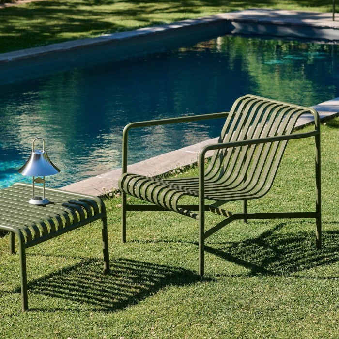 metal outdoor chairs